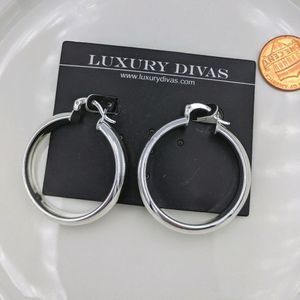 ✨3 for 25✨ Luxury Divas Silver Hoop Earrings NWT